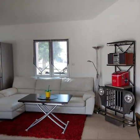 Les Bulles Du Font Blanque Tatil Evi Campsas